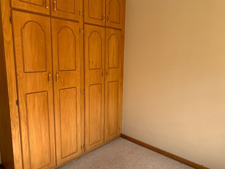 To Let 3 Bedroom Property for Rent in Heuwelsig Free State